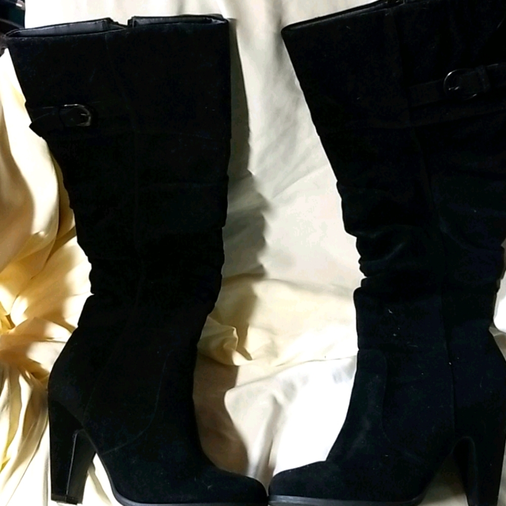 Black boots